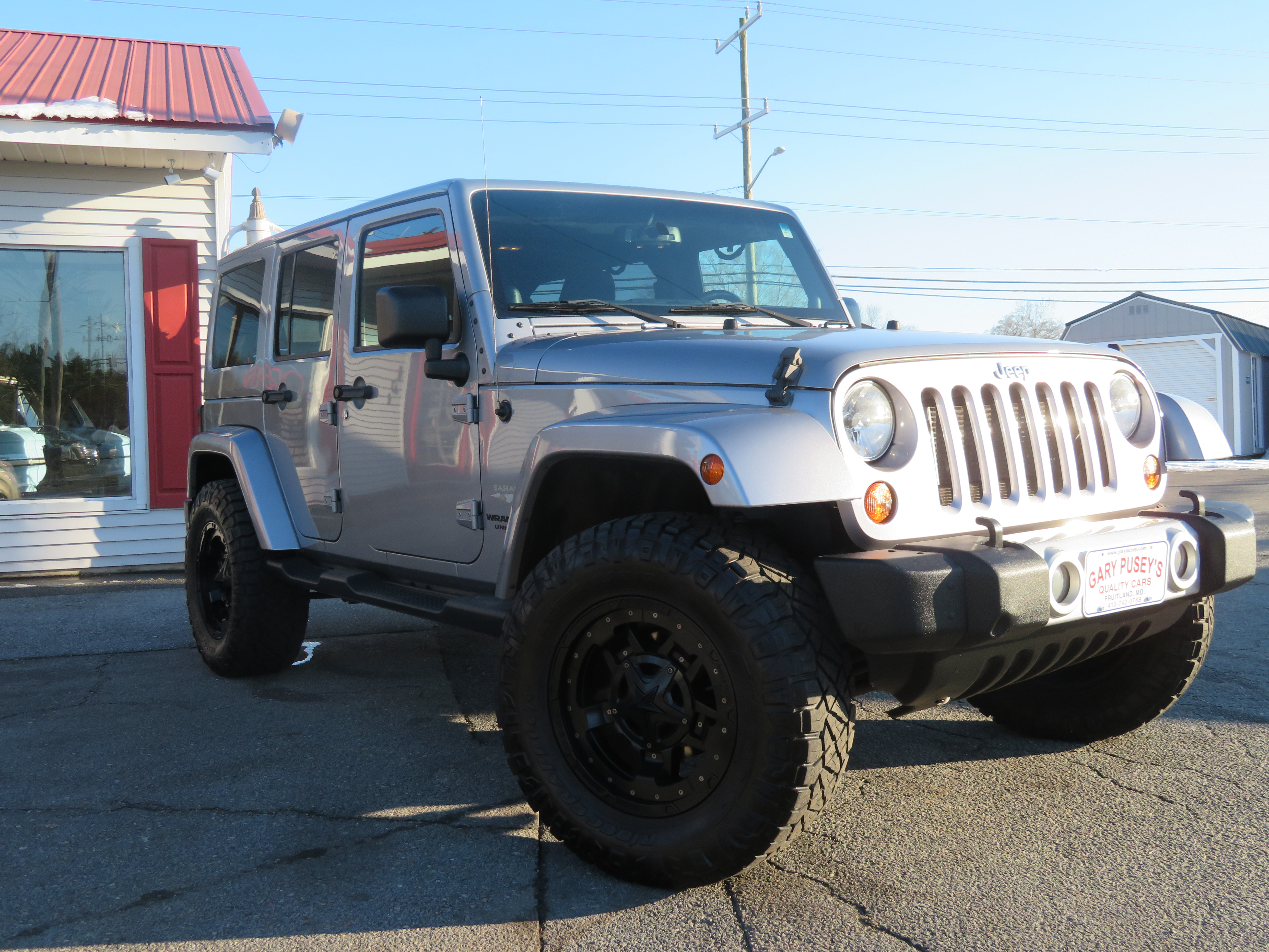 2013 Jeep Wrangler Unlimited "Sahara" 4x4 